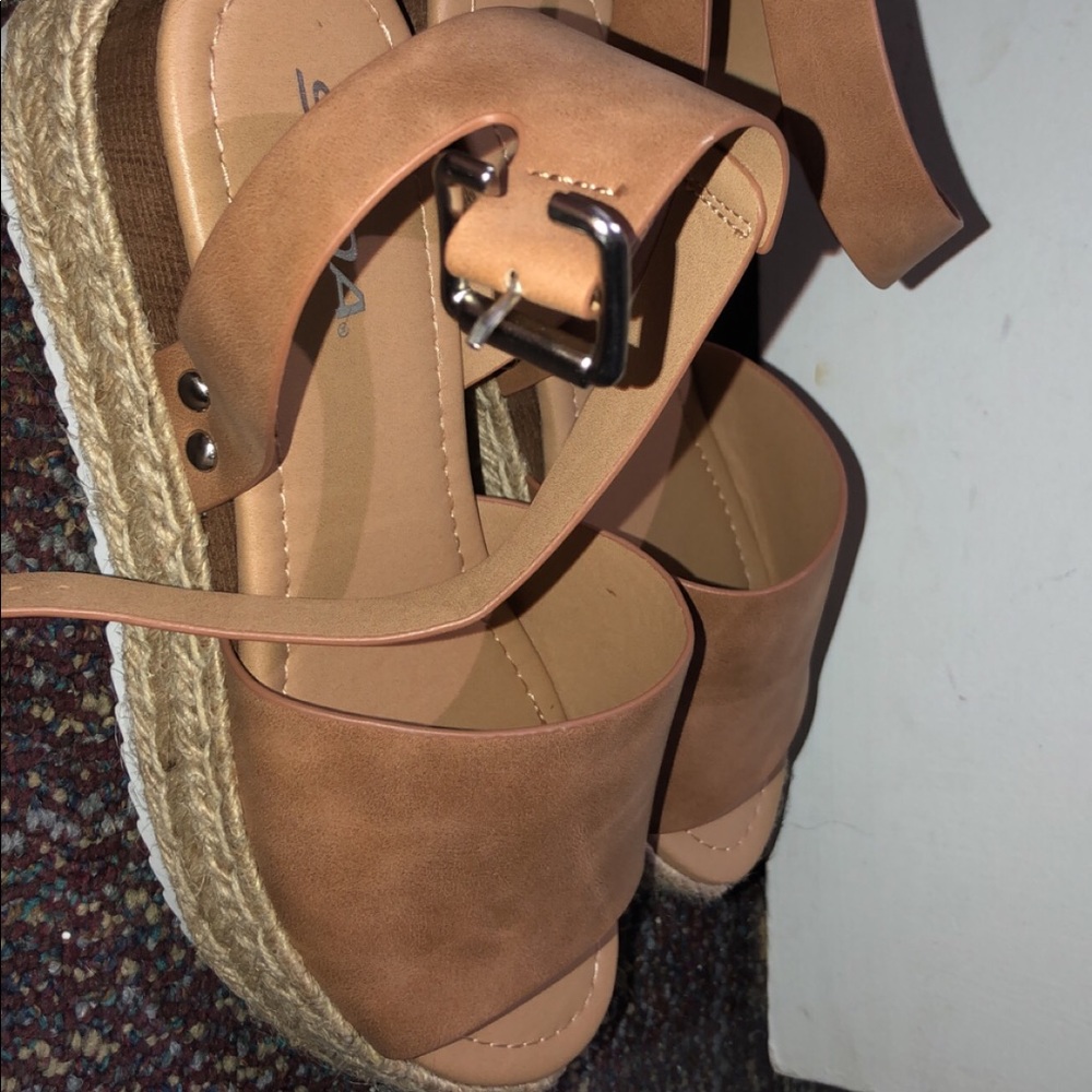Soda Wedges Size 7